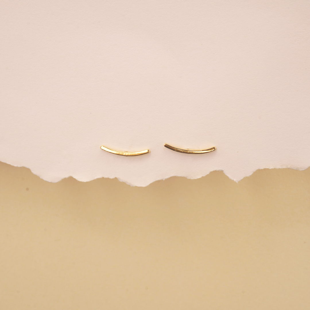 Golden arc studs
