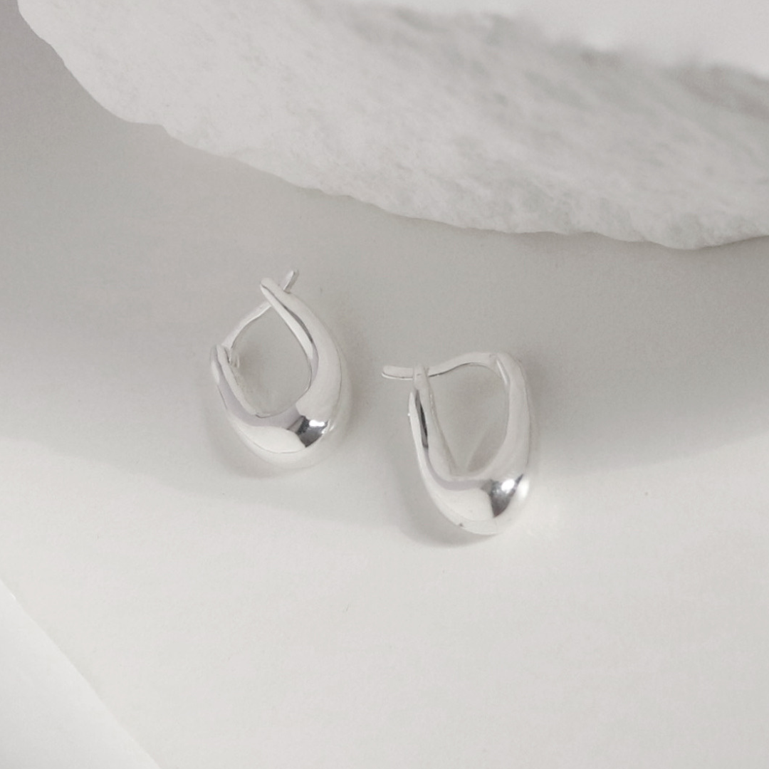 Eclipse hoop earrings