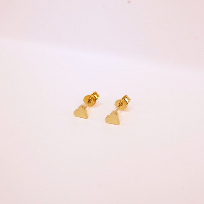 Classic heart studs