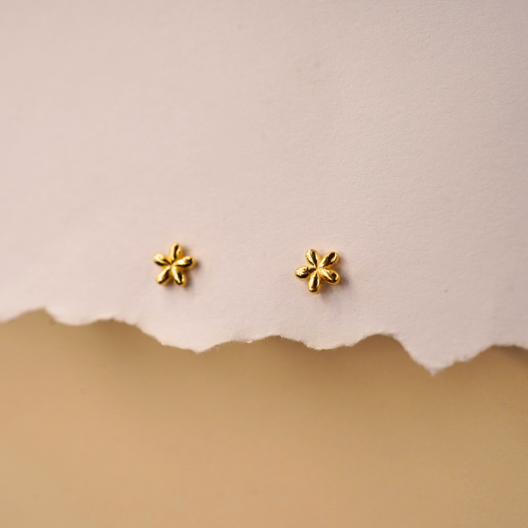 Golden blossom studs