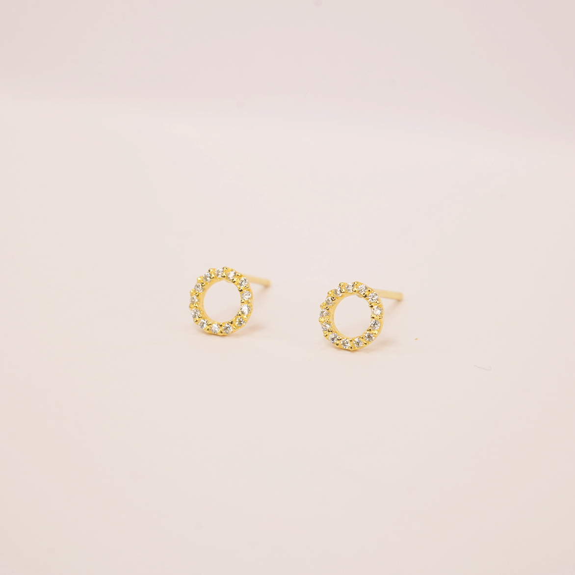 Radiant halo studs