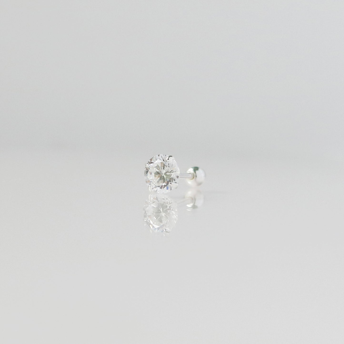 Classic shine piercing