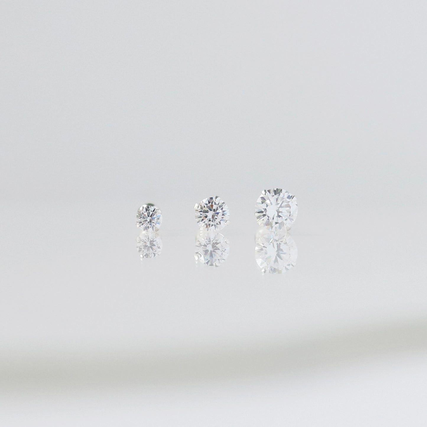 Classic shine piercing