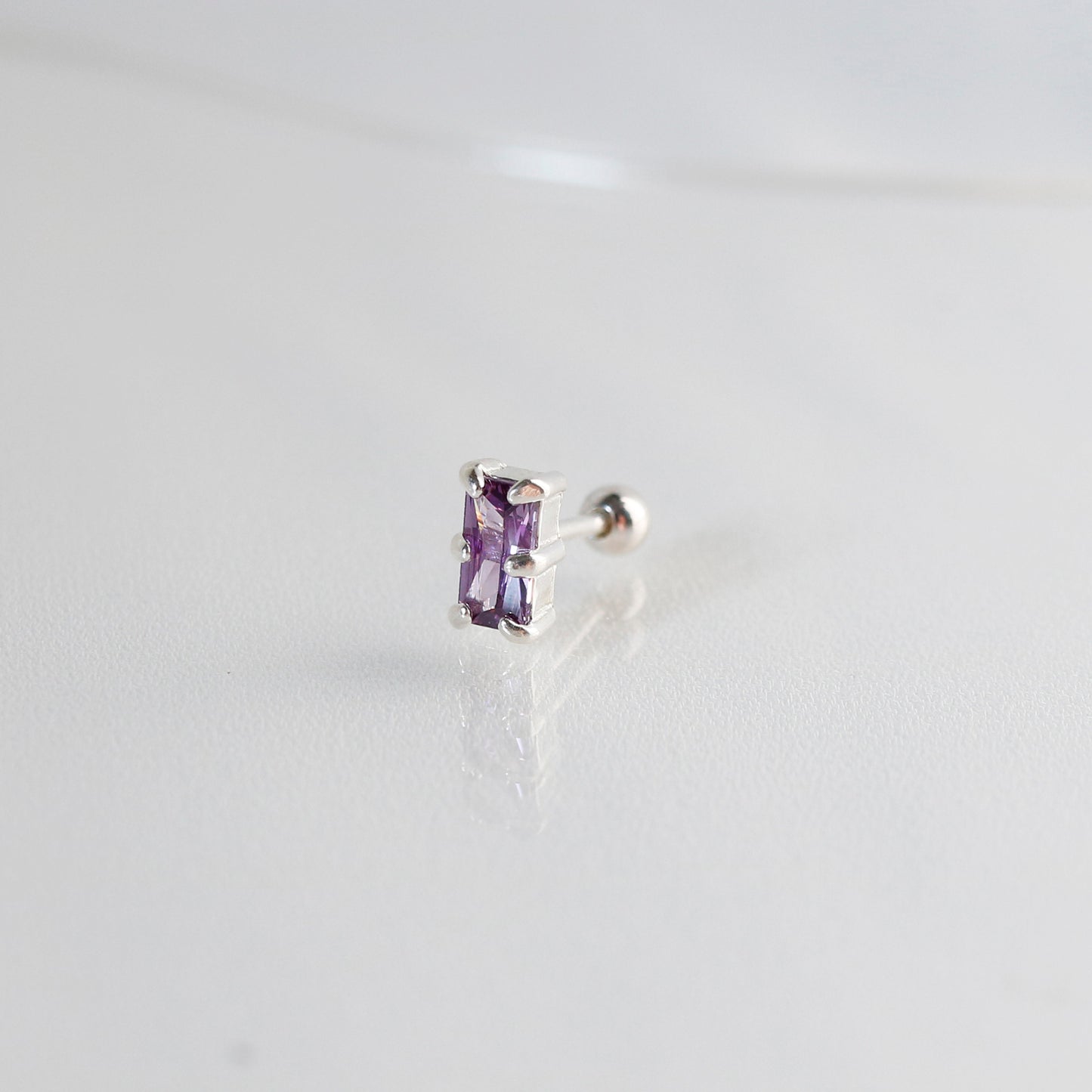 Classic rectangle cubic piercing